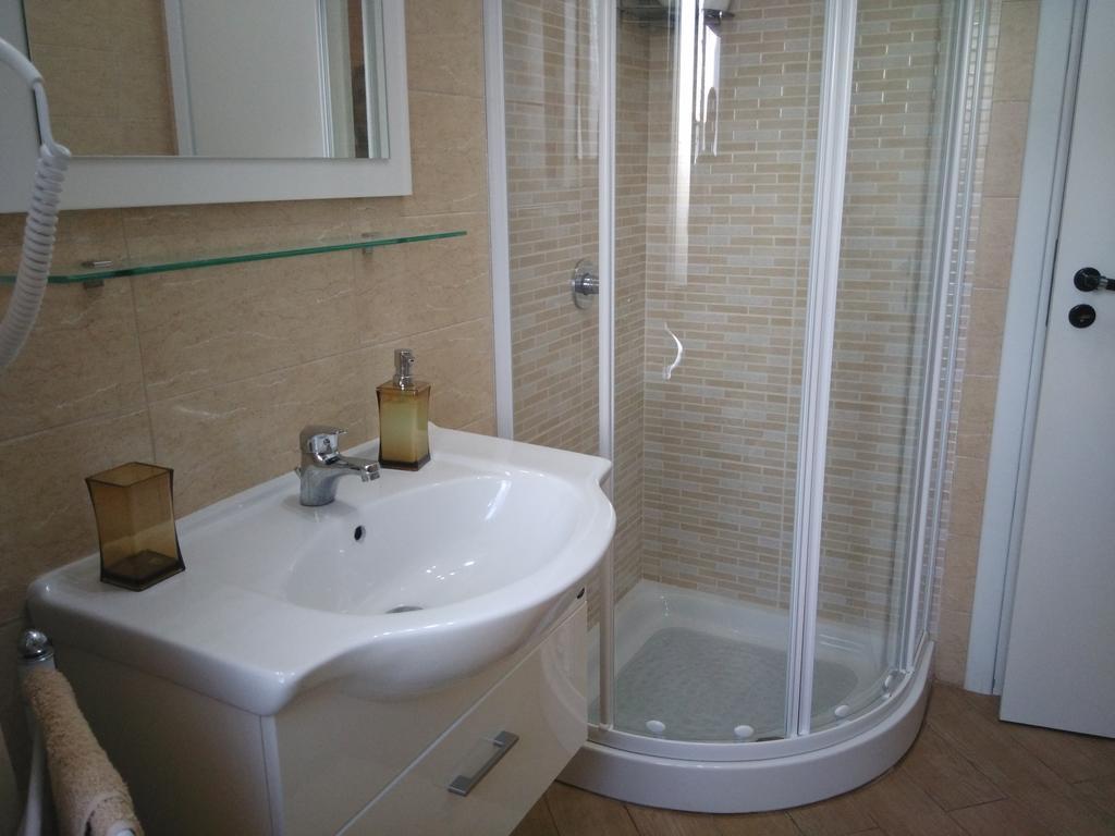 L'Oasi Del Porto Bed & Breakfast Trapani Luaran gambar