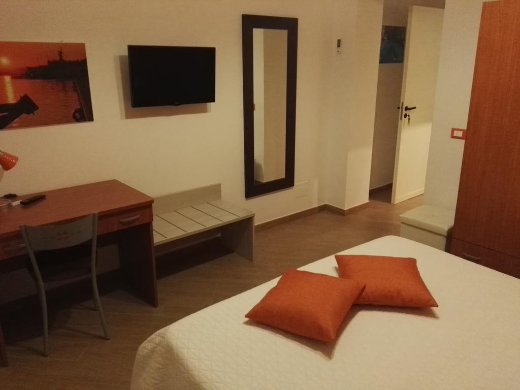 L'Oasi Del Porto Bed & Breakfast Trapani Luaran gambar