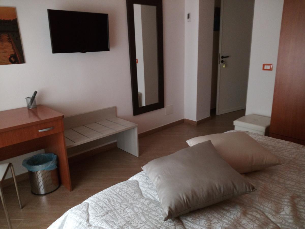 L'Oasi Del Porto Bed & Breakfast Trapani Luaran gambar